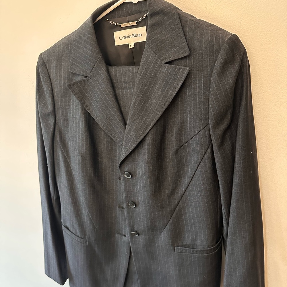 Woman pantsuit